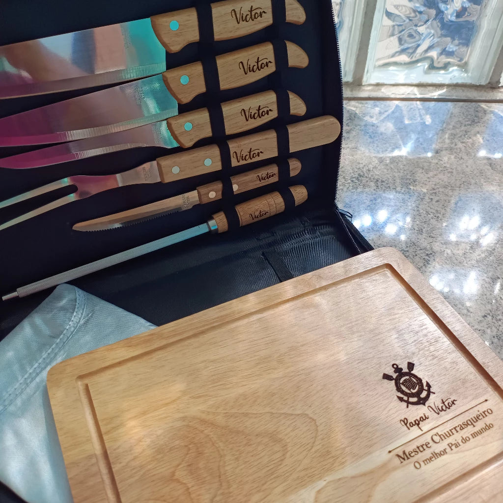 Kit Churrasco Personalizado 8 Peças | Maleta com Facas Inox e Cabo Bambu