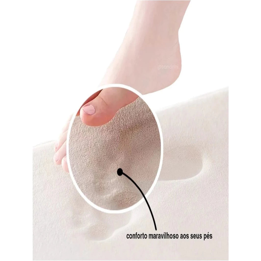 Tapete de Banheiro Nuvem Soft | Espuma de Memória e Relevo de Pedras 3D