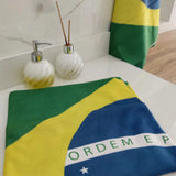 Toalha Bandeira do Brasil Premium | Conforto e Orgulho em Qualquer Lugar